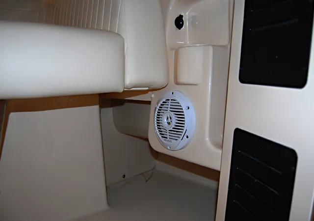 Marine audio installation Tampa Bay
